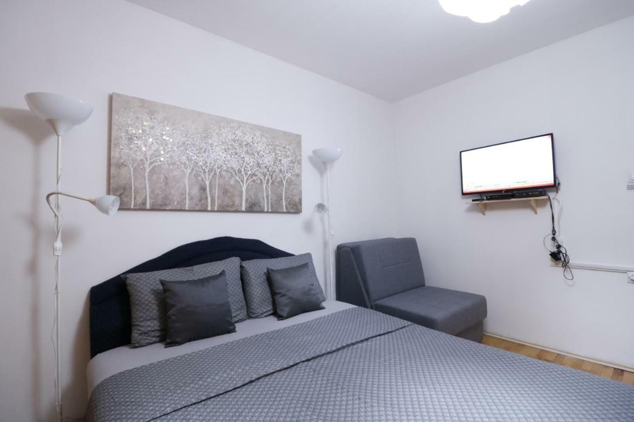 Iva City Center Apartman Belgrade